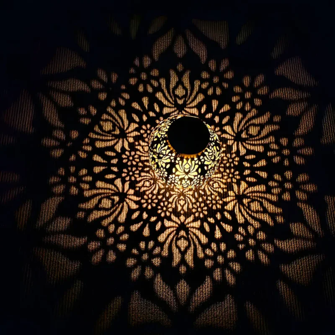 Wetterfeste LED Solar-Hängeleuchte für den Garten