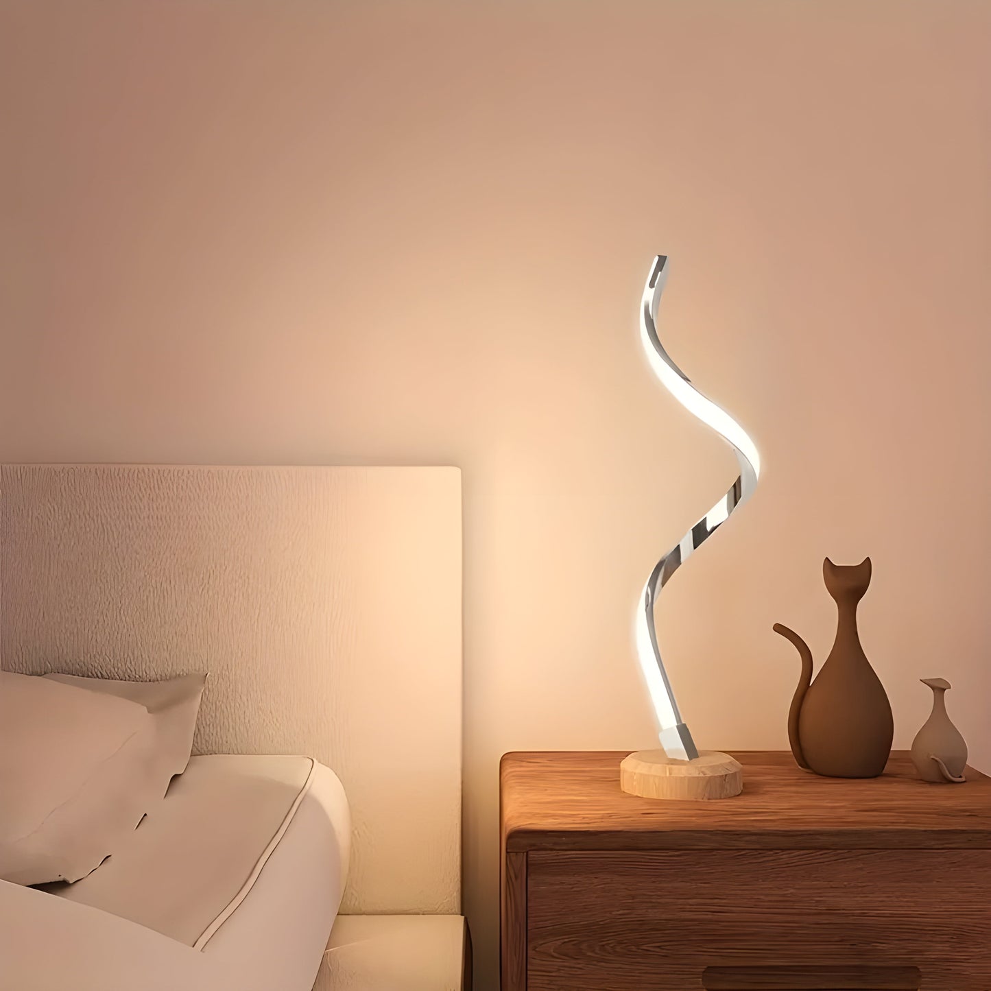 Garduru Lampe – Moderne LED Holz Tischlampe