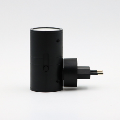 Garduru LED Wandleuchte – Elegante Plug-In-Beleuchtung mit Automatik- und Dauerbetrieb