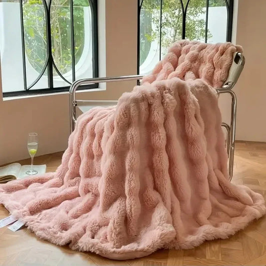 Garduru - Luxus Plaid und Fell für Bett und Sofa