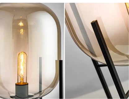 Garduru - Moderne Stehlampe für das Wohnzimmer