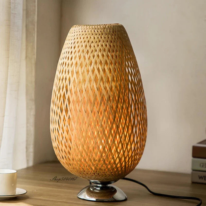 Vintage Bambooleuchte für Wohnkultur und Bürolampe