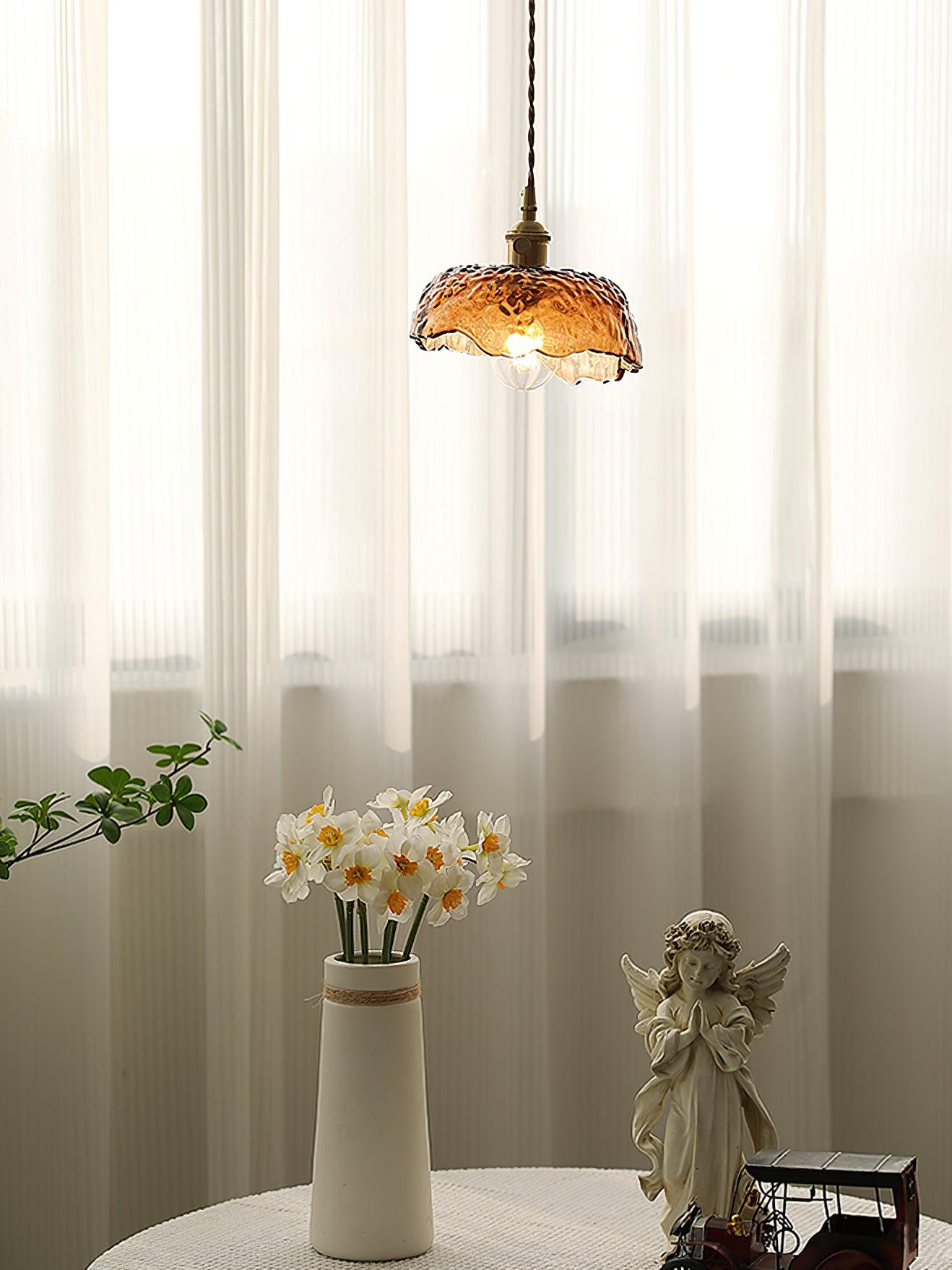 Garduru Braune Glas Pendelleuchte – Klassische Messing- und Metall-Deckenlampe