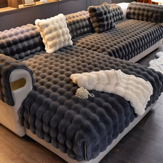 RoyaleGlow Luxus Sofabezug - Ultra-weicher Steppschutz