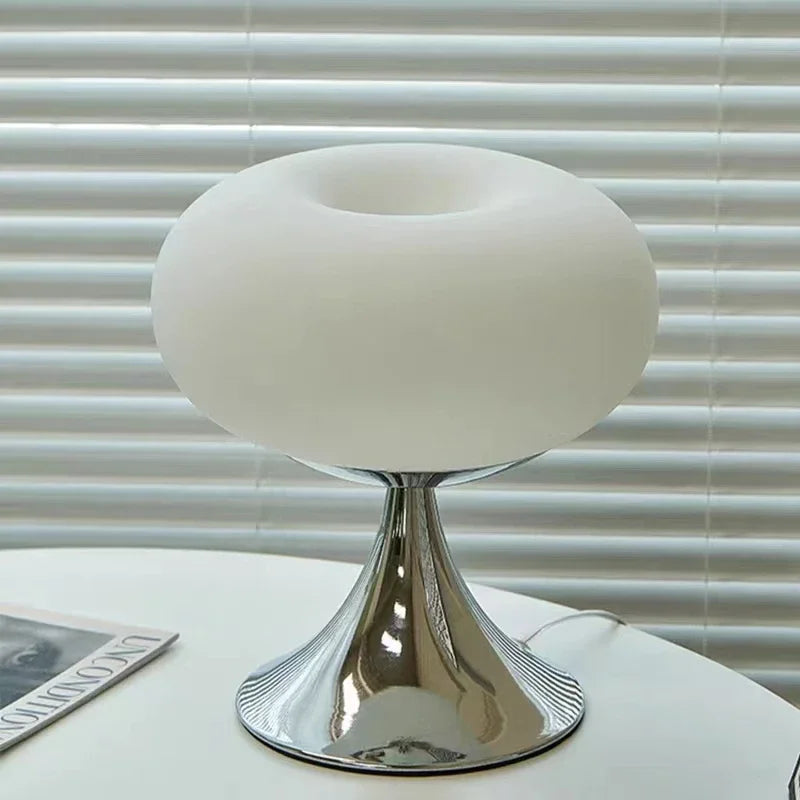 ANTIK APFEL TISCHLAMPE