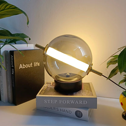LumiSphere – Elegante Glas Tischlampe mit beruhigender Atmosphäre