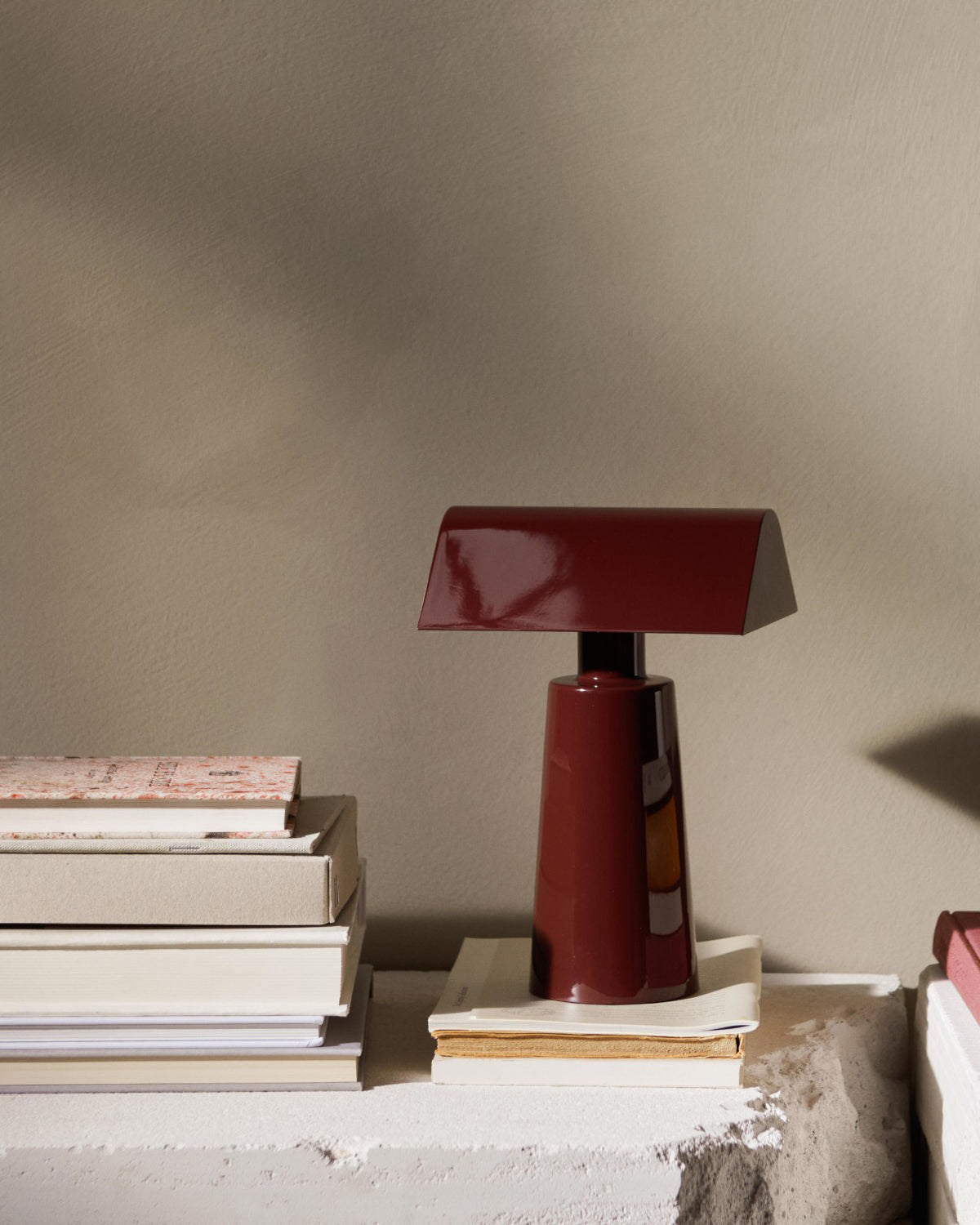 Garduru - Elegante LED Tischlampe Für Fokus & Entspannung, USB-Aufladbar