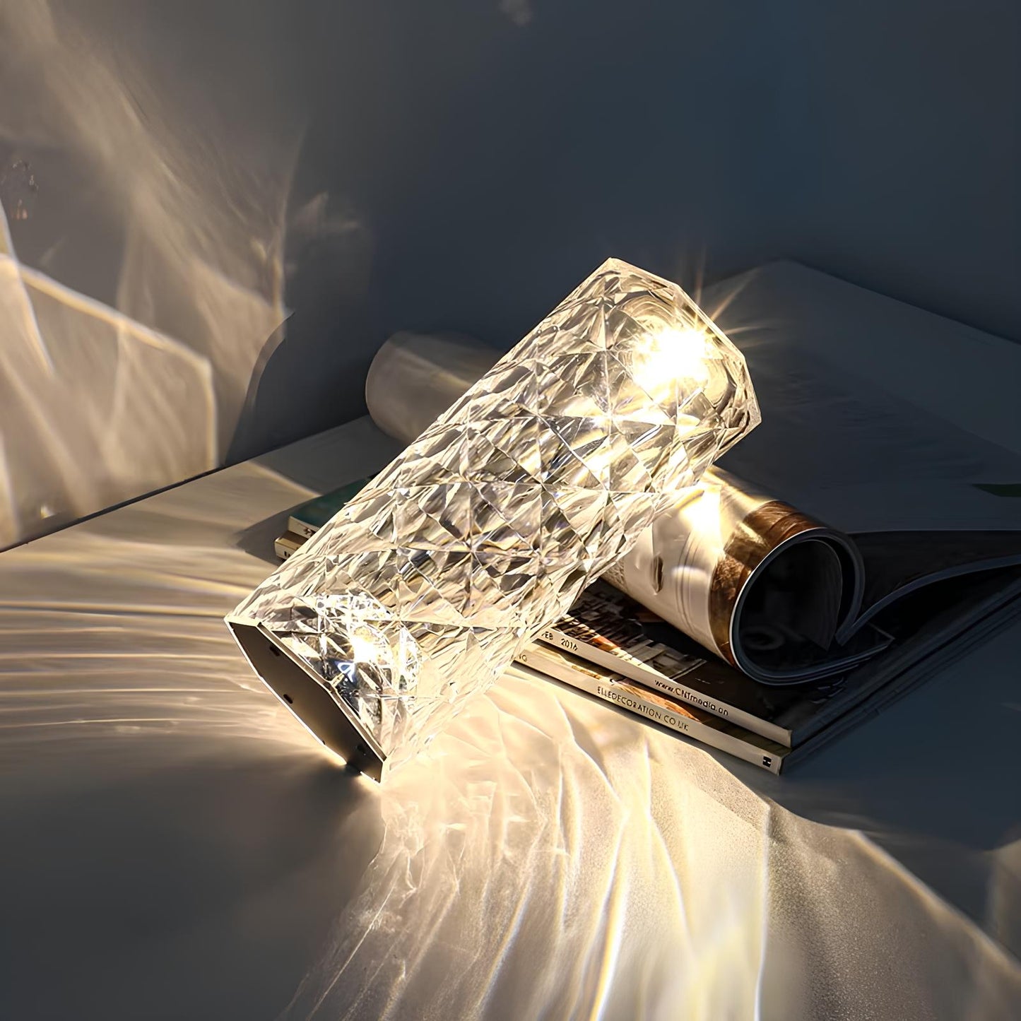Elegante Touch-Sensor-Tischlampe – 16 Farboptionen, wiederaufladbares kabelloses Design, dimmbare Acryl-Nacht- oder Schreibtischlampe