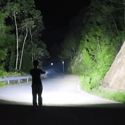 RoyaleGlow Wasserdichte Militär Laser Taschenlampe 12000 Lumen