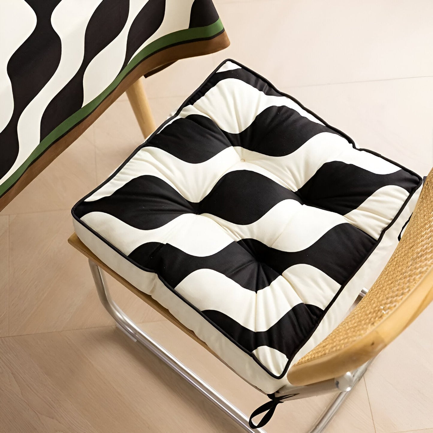Abstraktes Design Gedrucktes Sitzkissen