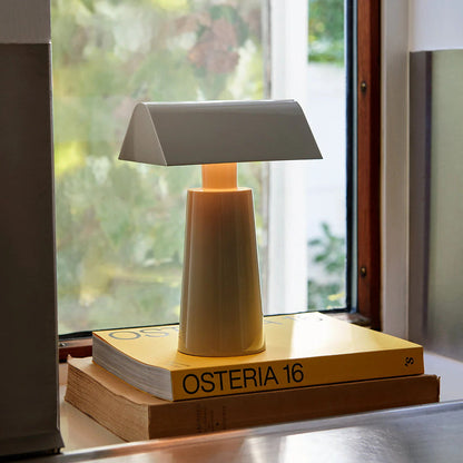 Garduru - Elegante LED Tischlampe Für Fokus & Entspannung, USB-Aufladbar