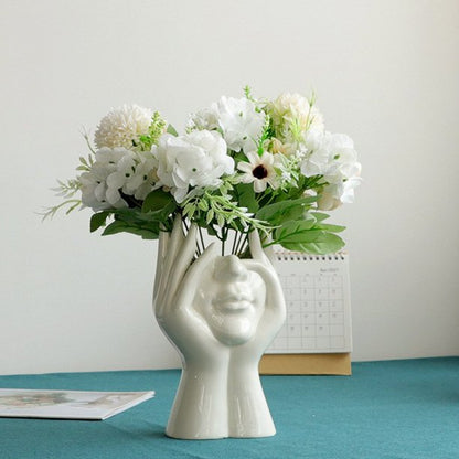 Garduru – Eine Vase voller Raffinesse und Charme