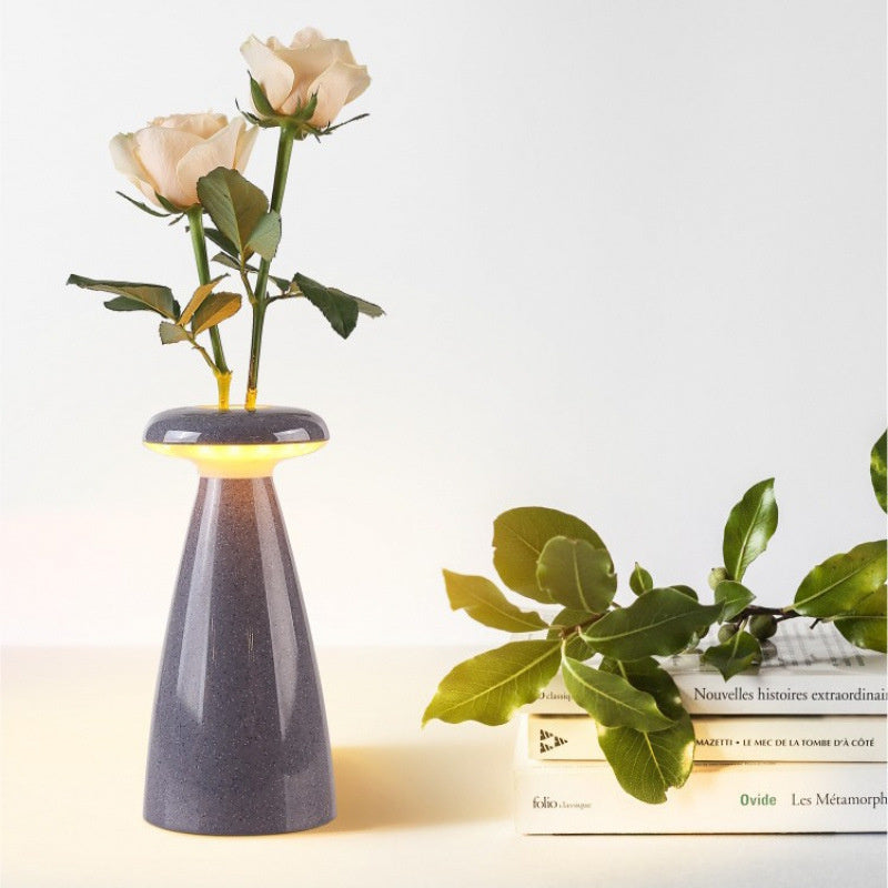 Duo-Funktionsvase und Tischlampe