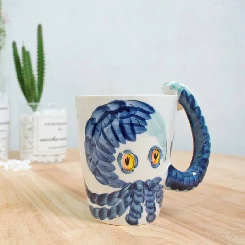 Kaffeetasse in Tier- und Dinosaurierform