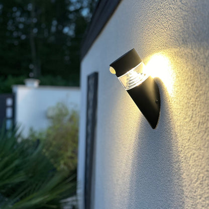 Solarenergie Wandlampe Außen mit Bewegungsmelder für Sicherheit und Beleuchtung