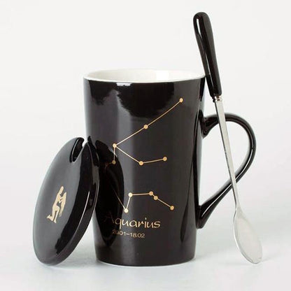 In The Stars Sternzeichen-Kaffeetasse mit Löffel und Deckel