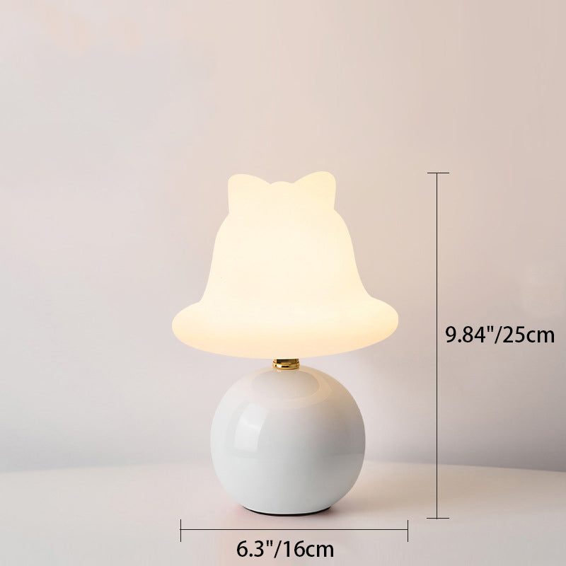 Garduru - Minimalistische LED Tischlampe mit Keramikfuß & Energieeffizienter Beleuchtung
