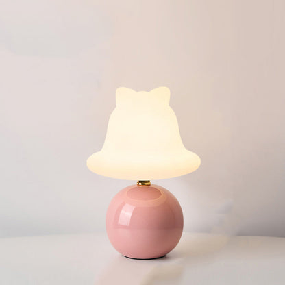 Garduru - Minimalistische LED Tischlampe mit Keramikfuß & Energieeffizienter Beleuchtung