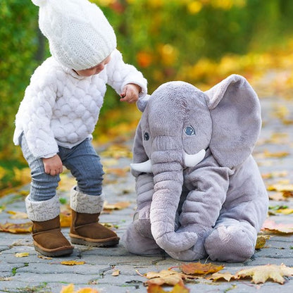 Knuddelbarer Baby-Elefant-Plüschkissen