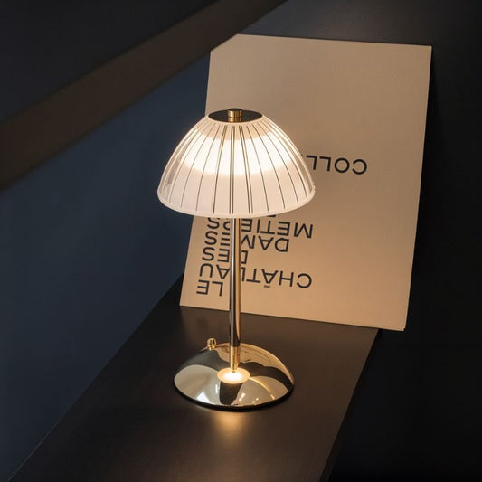 Klassische Tischlampe Gold mit Touchsteuerung und Dimmfunktion
