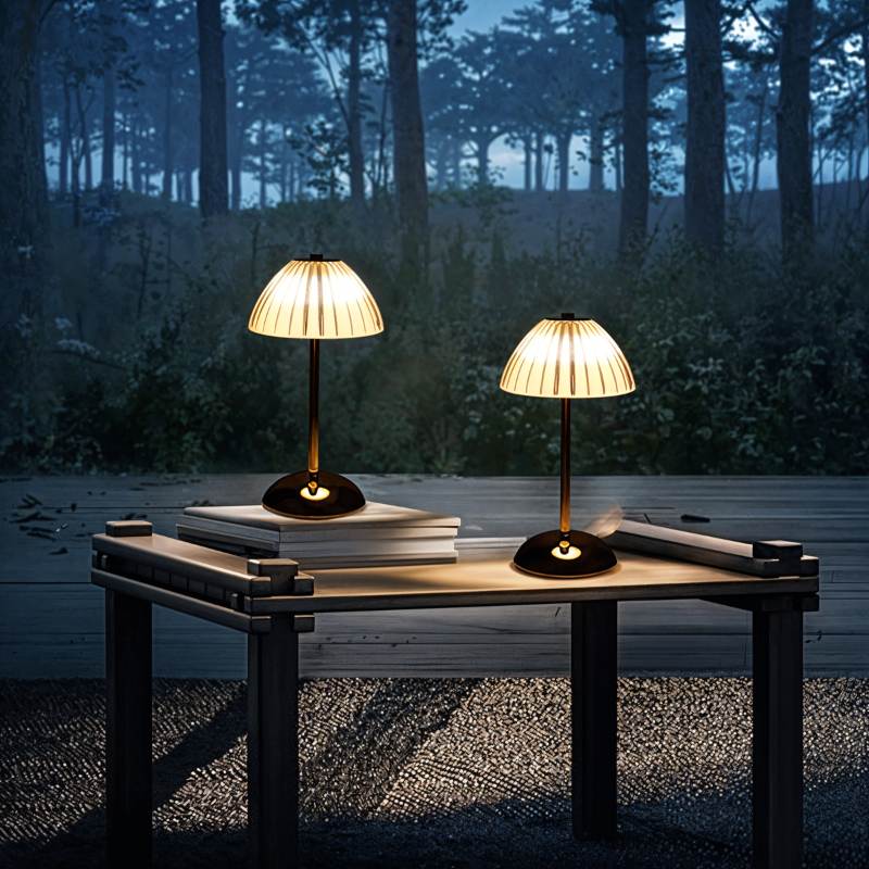 Klassische Tischlampe Gold mit Touchsteuerung und Dimmfunktion