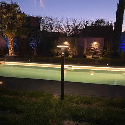 Solar Gartenbeleuchtung LED Außenlampe mit Solarenergie betrieben und monokristallinem Panel