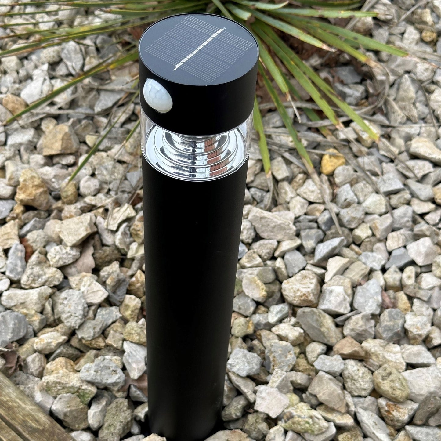 Solar-Außenleuchte mit Bewegungsmelder und Edelstahlkonstruktion