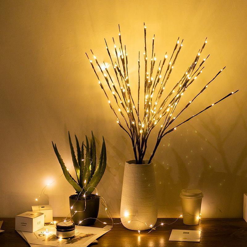 Aurora – LED Branch Bouquet mit warmweißer Beleuchtung