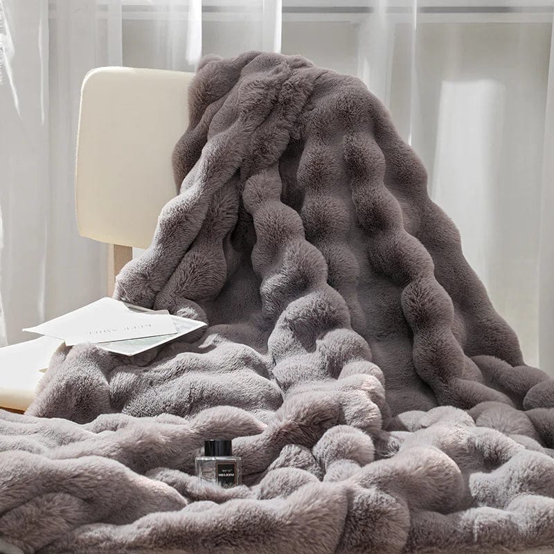 LushNest Samtdecke