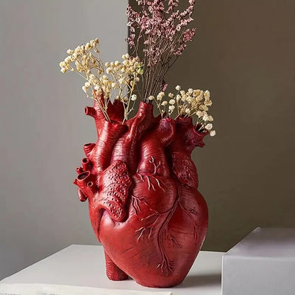 BloomHeart Harz Vase