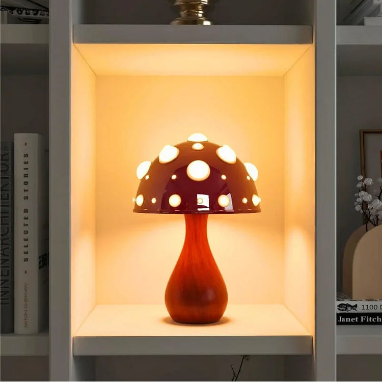 MushGlow – Magische Tischlampe mit atmosphärischem Pilzdesign