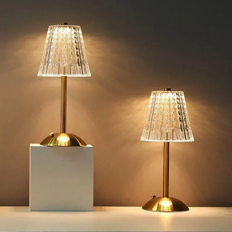 Garduru Elegante Kristall-Tischlampe | Goldenes Design | Stimmungsvolle Beleuchtung