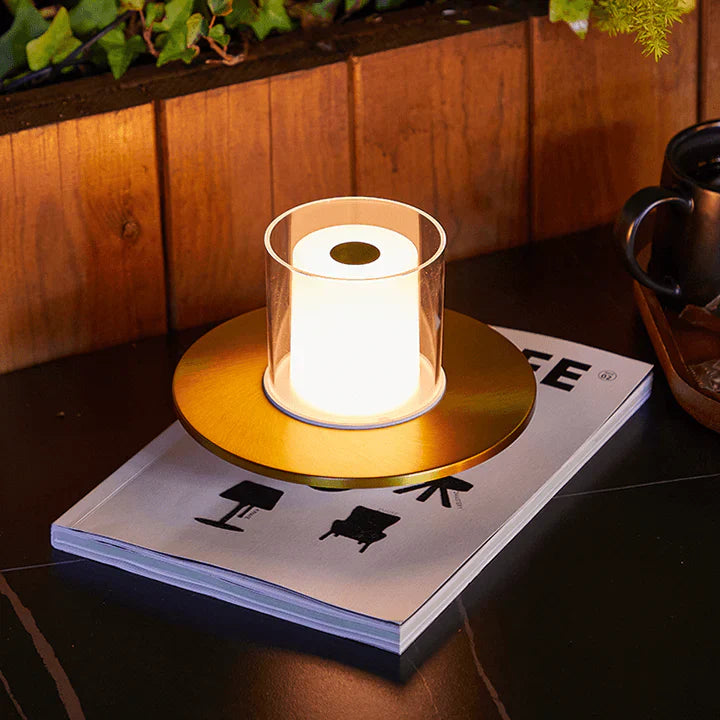 CandleGlow – Moderne LED-Tischlampe mit atmosphärischer Induktion