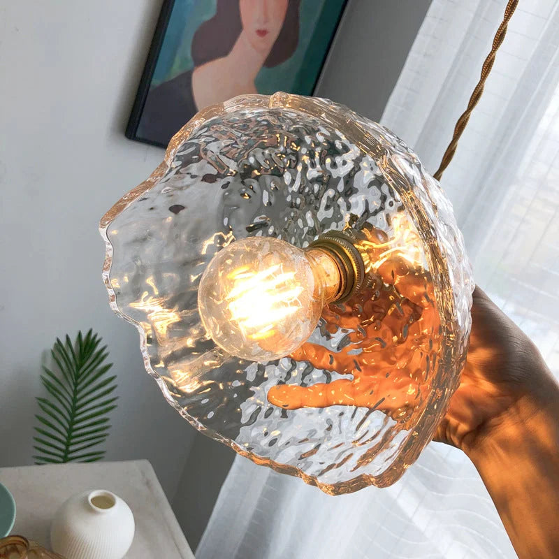 Hängende Lampe aus Glas und Messing – Moderne und elegante Beleuchtung für jedes Interieur