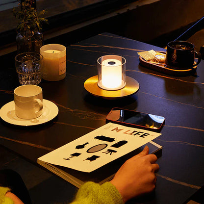 CandleGlow – Moderne LED-Tischlampe mit atmosphärischer Induktion