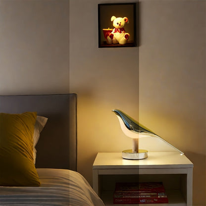 Vogelförmige LED-Lampe – Eleganz und Ruhe in jedem Raum