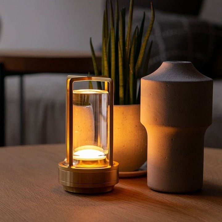 CrystalGlow – Elegante dimmbare Tischlampe mit Kristallambiente