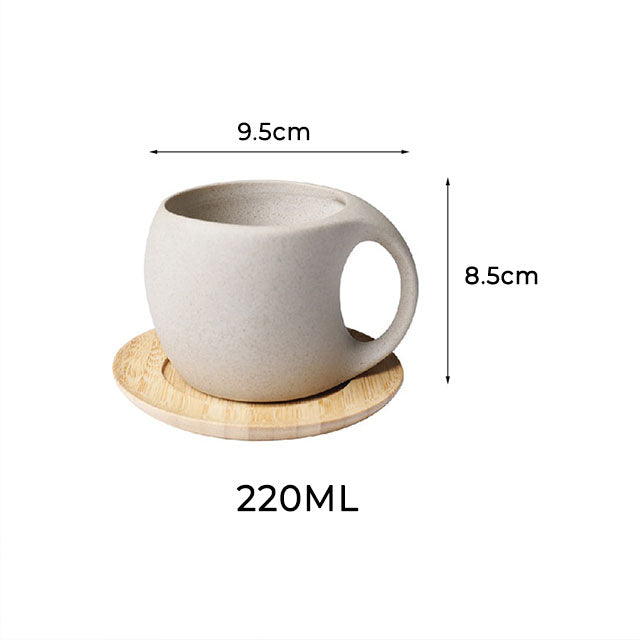 Keramikbecher im japanischen Stil mit Untertasse aus Holz