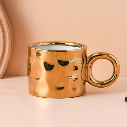 Chunky handgefertigter Keramikkaffee-Becher