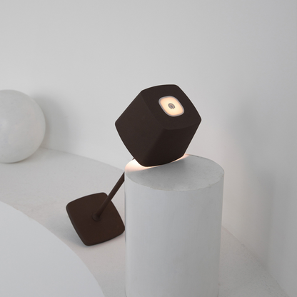 LumiEase – Luxuriöse dimmbare Tischlampe mit elegantem Touch-Control