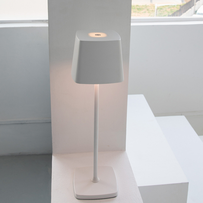 Royalux Tragbare Tischlampe – Kabellos, Dimmbar und Wasserfest LED Lampe