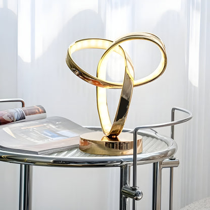 Elegante Tischlampe Gold aus Metall | LuxeGlow