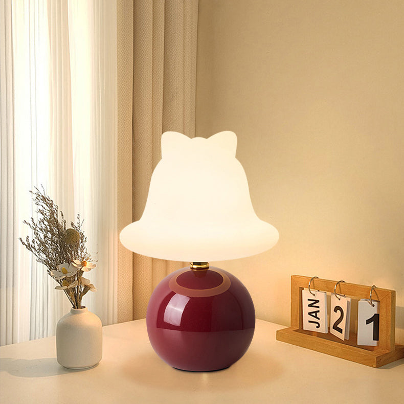 Garduru - Minimalistische LED Tischlampe mit Keramikfuß & Energieeffizienter Beleuchtung