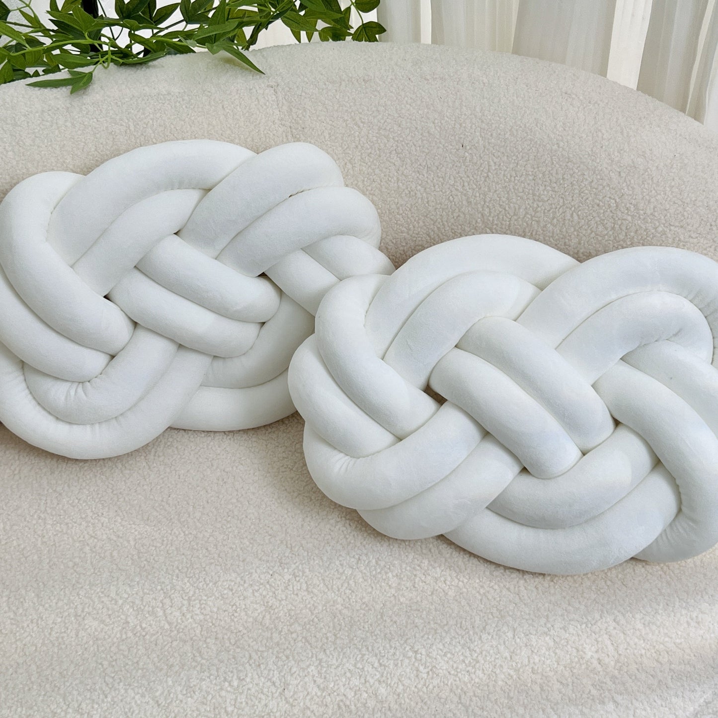 Garduru Set Plüsch Ballkissen – Weiche Deko für Bett & Sofa