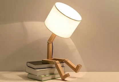Moderne Holz Tischlampe mit integriertem Buchhalter – Stilvolle Beleuchtung für Ihr Zuhause
