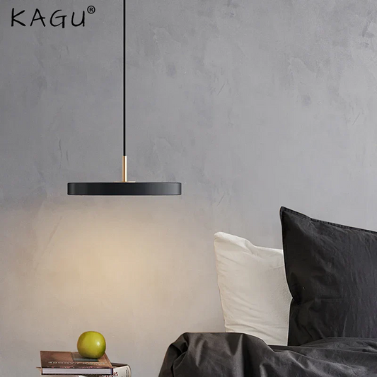 Garduru – Futuristische Metall LED Pendelleuchte