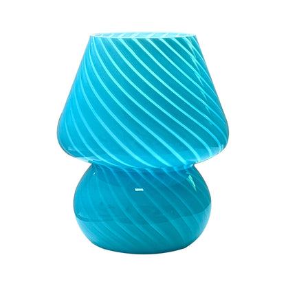 Gestreifte Tischlampe - Stimmungsvolles und Zeitloses Design