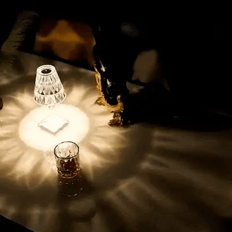 RoyaleGlow Funkelnde Kristalllampe - Wiederaufladbar & Dimmbar