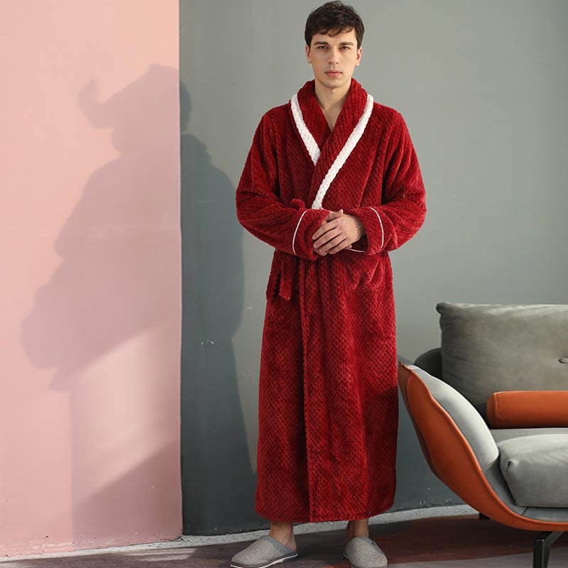 Dicker Fleece-Pyjama, bequemer Bademantel