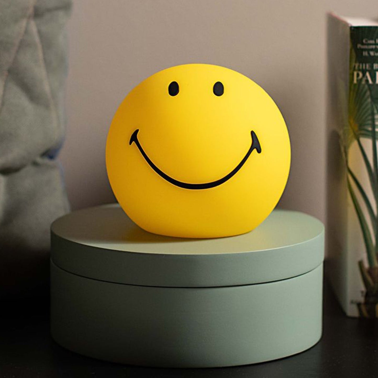 Garduru - Tragbare Smiley Lampe aus weichem Silikon mit warmer LED-Beleuchtung